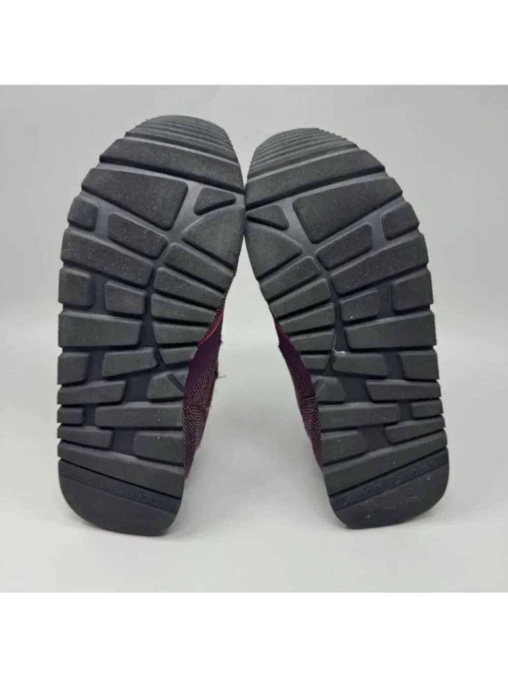 Brooks Heritage Chariot Womens Shoes 8 Purple Athletic Running Lace Up Sneaker